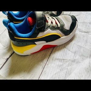 Puma boys color block Velcro shoes